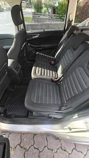 Ford Galaxy AWD Titanium Diesel AHK Bild 6