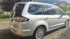 Ford Galaxy AWD Titanium Diesel AHK Bild 3