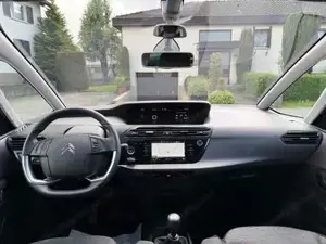 Citroën Grand C4 Picasso Bild 11