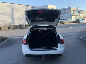 Mercedes-Benz C-Klasse Bild 11