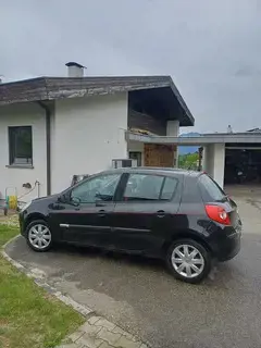 Renault Clio Bild 2