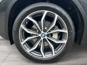 BMW X3 xDrive30i Anhängerkupplung // Panorama Glasdach // Komfortzugang Bild 6