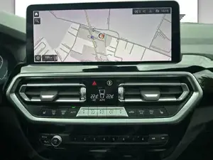 BMW X3 xDrive30i Anhängerkupplung // Panorama Glasdach // Komfortzugang Bild 8