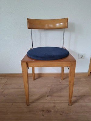Stühle Vollholz 