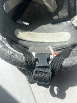 Fahhradhelm blau schwarz Bild 2