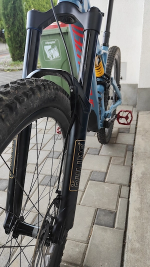 Specialized Enduro Pro 29 (Größe M) Bild 4