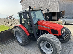 Massey Ferguson 6245 Bild 3