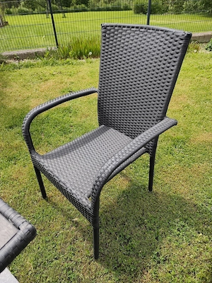Gartenmöbel Set Bild 3