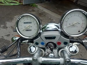 Motorrad Yamaha 750 Virago Bild 2