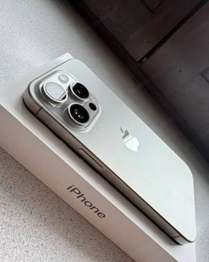 Apple iPhone 15 pro max  512 gb
