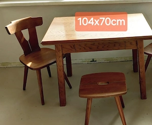 Tisch mit Schublade 