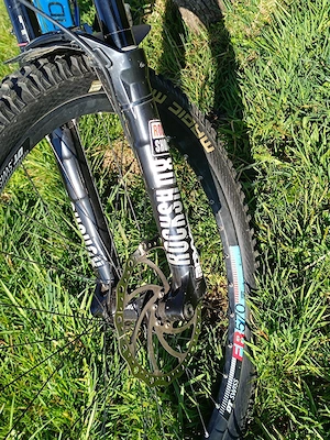 Downhill Bike Mondraker Summum 2018 Bild 4