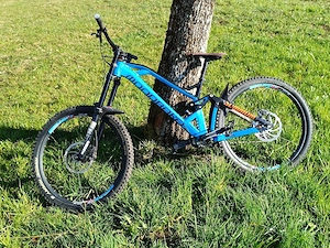 Downhill Bike Mondraker Summum 2018 Bild 2