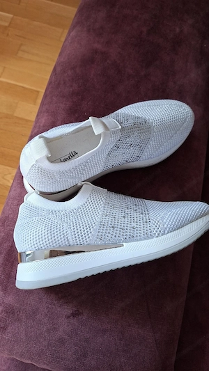 Weiße Sommersneaker Gr. 39 Bild 2
