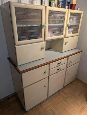 Vintage Küchenschrank ca. 60 Jahre alt 150x60x175cm LxBxH zu verschenken