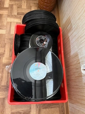 Kaputte Schallplatten LP und Singles Bild 2