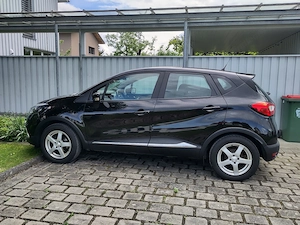 Verkaufe Renault Captur (Umzug ins Ausland) Bild 2