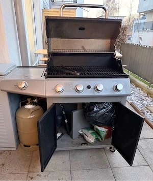 Gasgrill mit 4 Brennern Bild 4