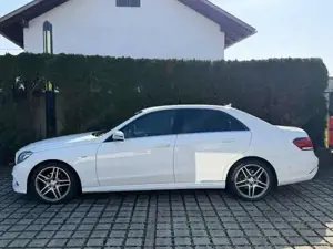 Mercedes-Benz E-Klasse Bild 7