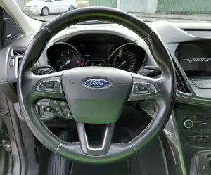 Ford Kuga Bild 16