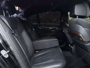 BMW 7er Bild 8