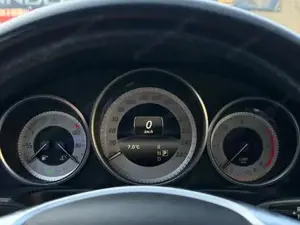Mercedes-Benz E-Klasse Bild 10