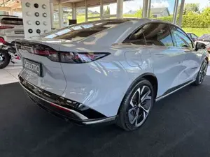 Mazda 6 Bild 9
