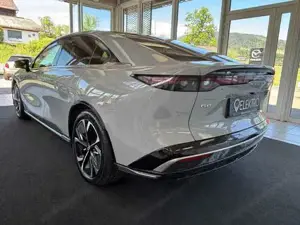 Mazda 6 Bild 8