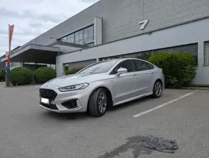 Ford Mondeo Bild 2