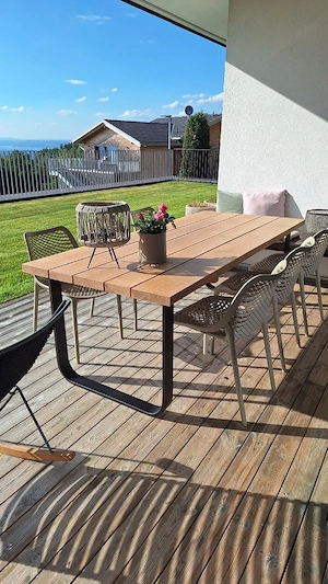 Gartentisch Bild 4