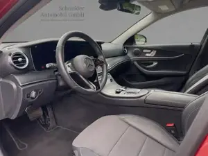 Mercedes-Benz E 220 d 4MATIC T-Modell Austria Edition ACC Navi Bild 6
