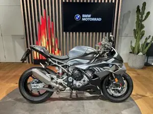 BMW S 1000 RR Listenpreis über 31.500,- Bild 2
