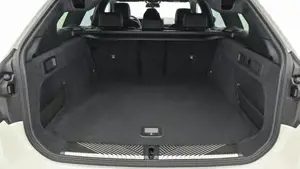 BMW 530e xDrive M Sportpaket // DAB-Tuner // Innenraumkamera Bild 14