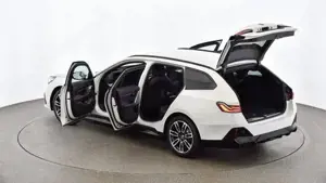 BMW 530e xDrive M Sportpaket // DAB-Tuner // Innenraumkamera Bild 8