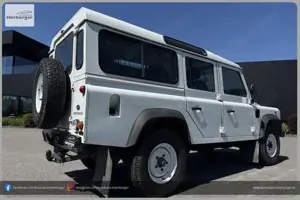 Land Rover Defender Bild 6