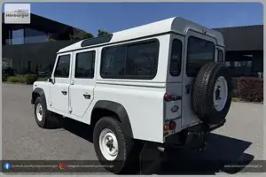 Land Rover Defender Bild 4