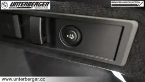 BMW 330e xDrive M Sportpaket // Innovationspaket // Anhängerkupplung elektrisch Bild 15