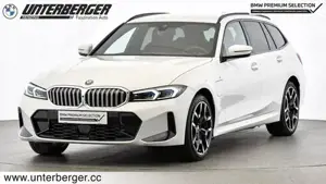 BMW 330e xDrive M Sportpaket // Innovationspaket // Anhängerkupplung elektrisch