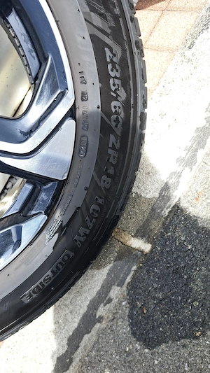 Honda CRV Reifen mit Felgen 18Zoll  Bild 3