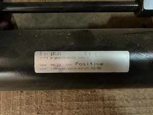 Verkaufe defekten hydraulischen KAT 2 Oberlenker bzw. zum Reparieren Bild 3