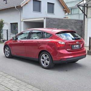 Ford Focus | TÜV NEU | 125.000 km | 2013 Baujahr Bild 3
