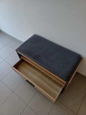 Garderobe  Bild 4