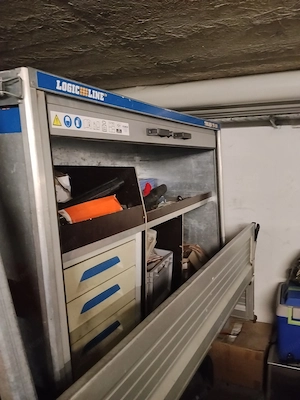 Staubox  Pritschenwagen  Bild 2