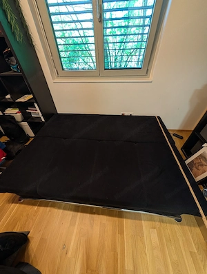 Verschenke Schwarze Schlafcouch Bild 4