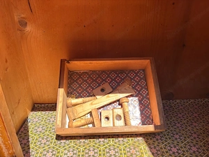 Kleiderschrank aus massiven Fichtenholz (mit Holzschrauben verbunden) Bild 2