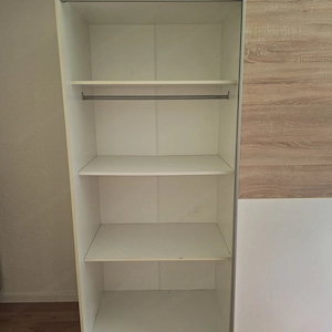 Kleiderschrank, Selbstabholung in Muntlix Bild 2