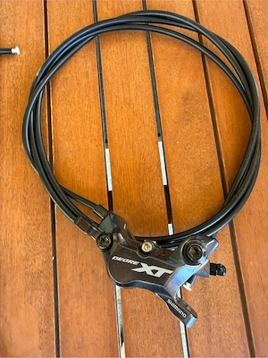 Shimano 4-Kolben XT Deore Bremsanlage Bild 4