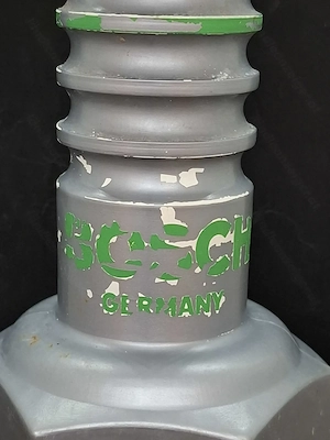 Bosch Zündkerze Kunststoff 70er Jahre Werkstatt Bild 4