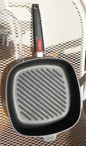 Woll Grill-Pfanne, 28cm x 28cm, inkl. Deckel Bild 3