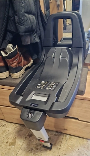 Babyschale mit Isofix Bild 4